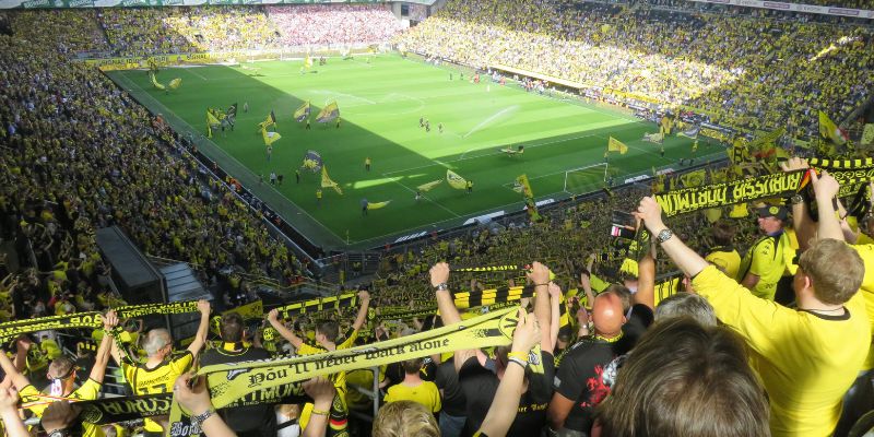 Tỷ lệ kèo bóng đá Ngoại hạng Anh vòng 10 đang là chủ đề nóng